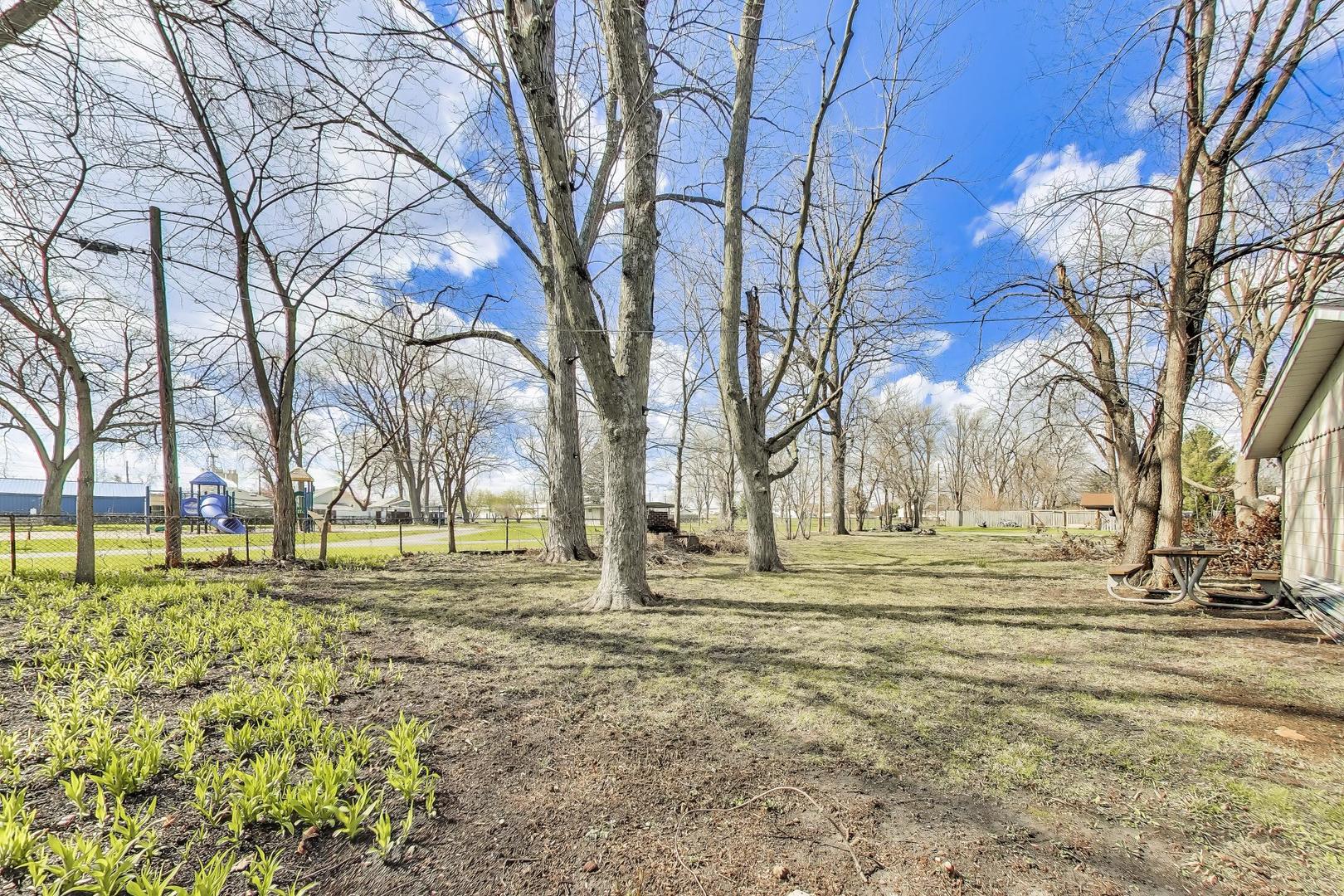 534 North May Street Aurora IL 60506