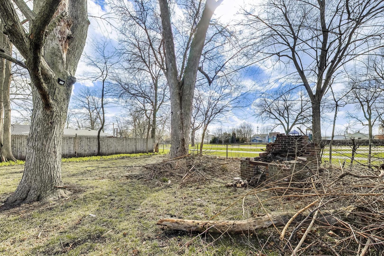 534 North May Street Aurora IL 60506