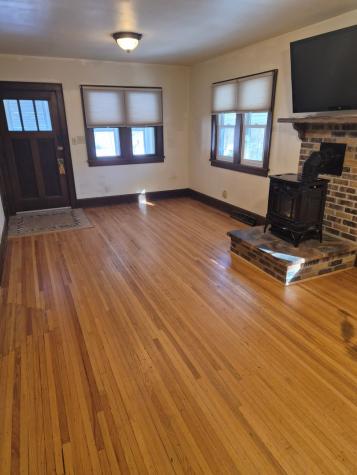 810 Camlin Avenue Rockford IL 61103