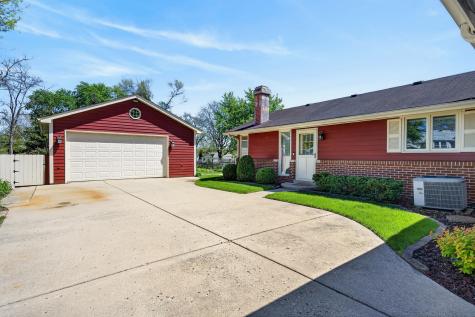 367 N La Londe Avenue Lombard IL 60148