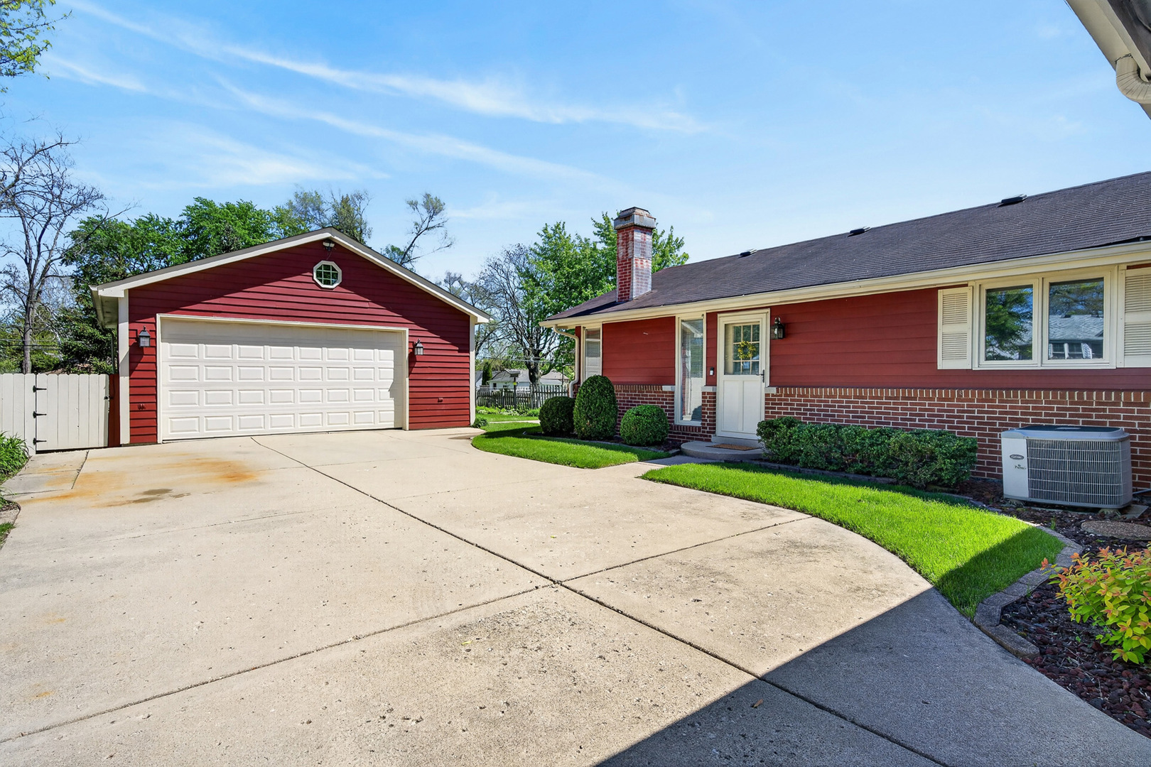 367 N La Londe Avenue Lombard IL 60148