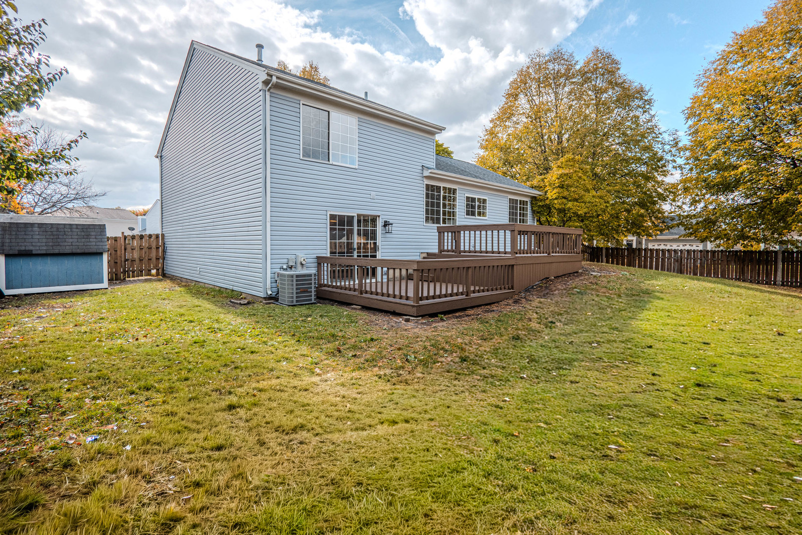 1199 North Pin Oak Trail Aurora IL 60506