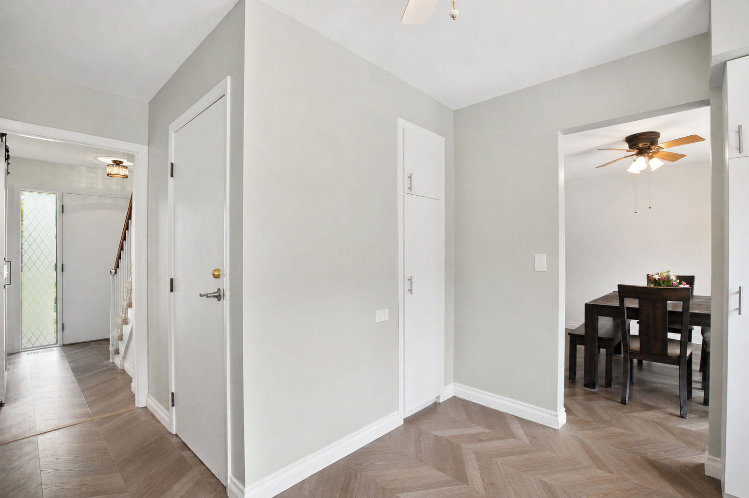 21 Kyle Court Willowbrook IL 60527