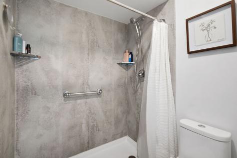 21 Kyle Court Willowbrook IL 60527