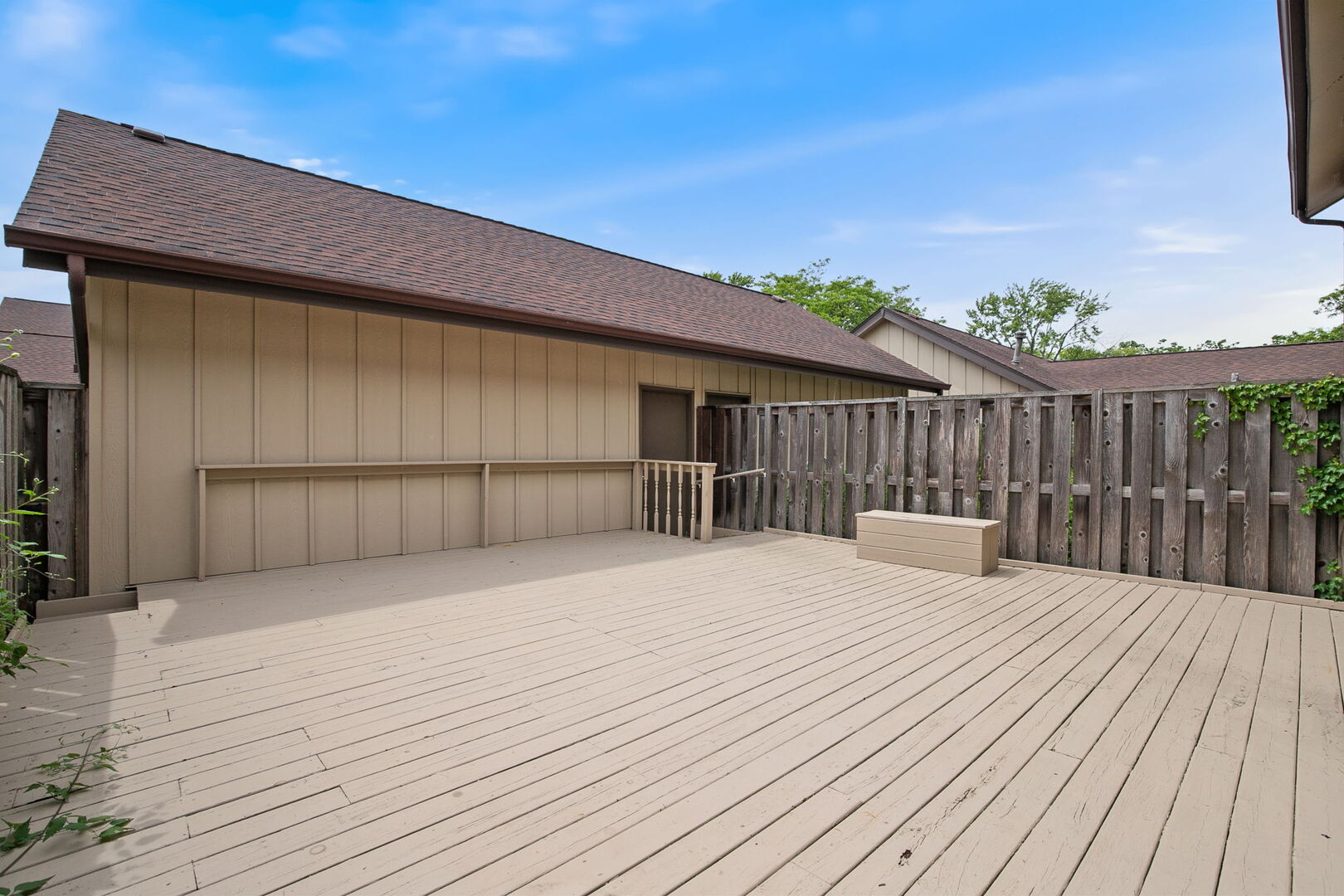 21 Kyle Court Willowbrook IL 60527