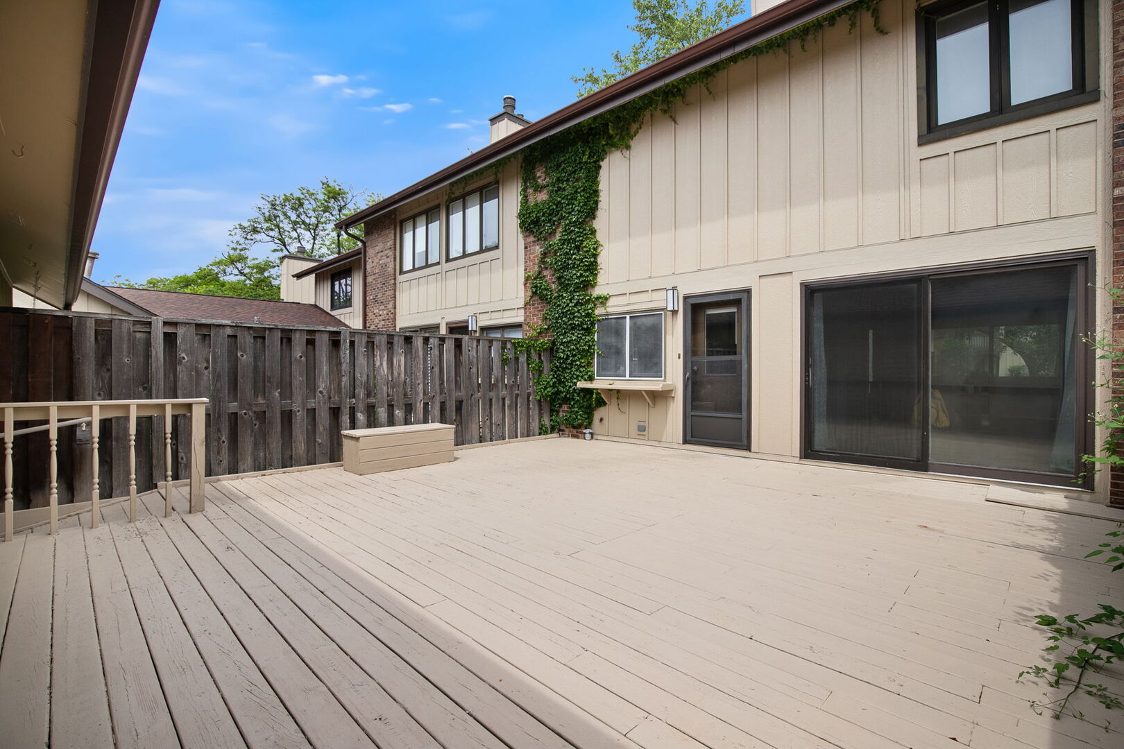 21 Kyle Court Willowbrook IL 60527