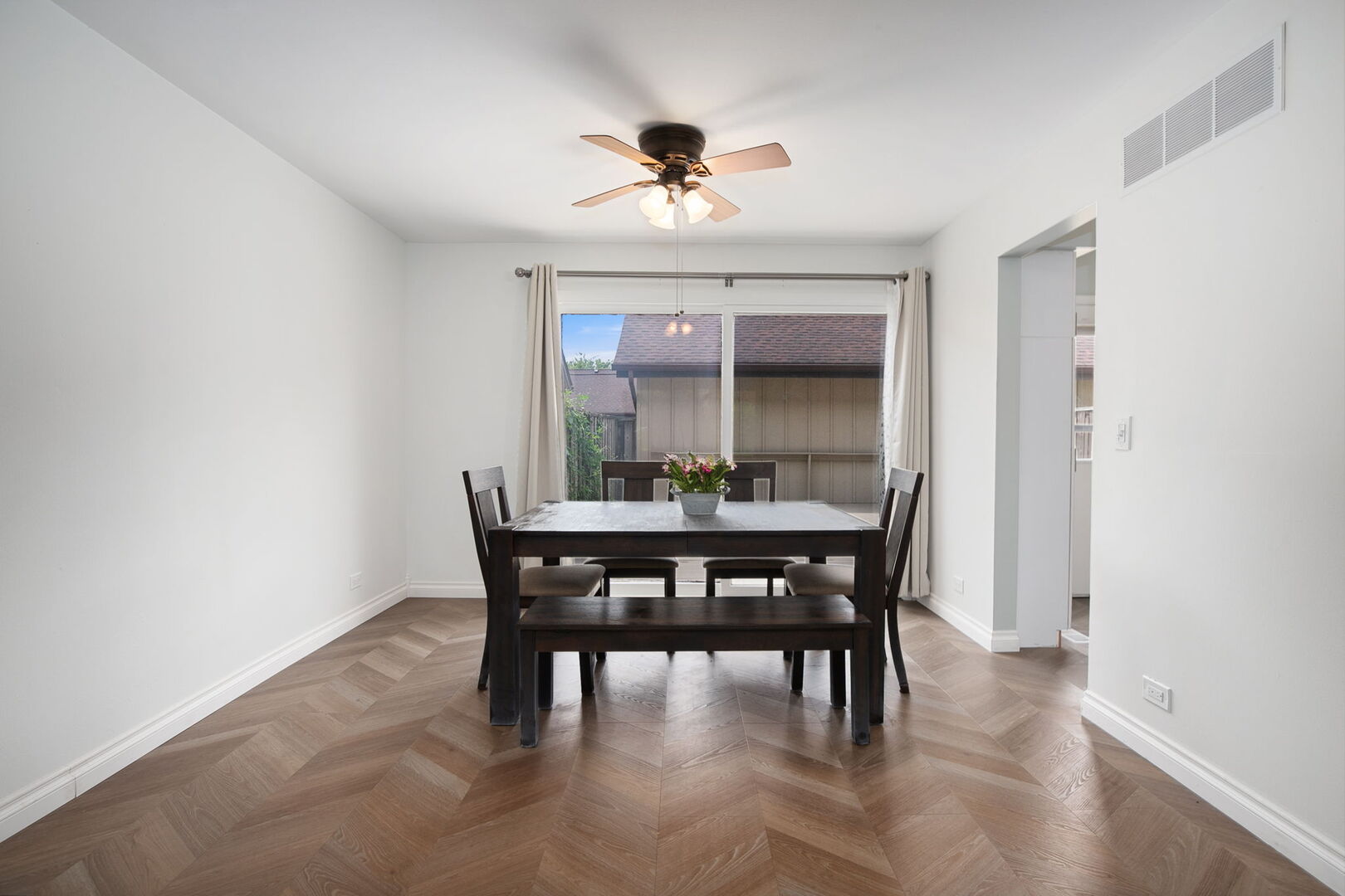 21 Kyle Court Willowbrook IL 60527