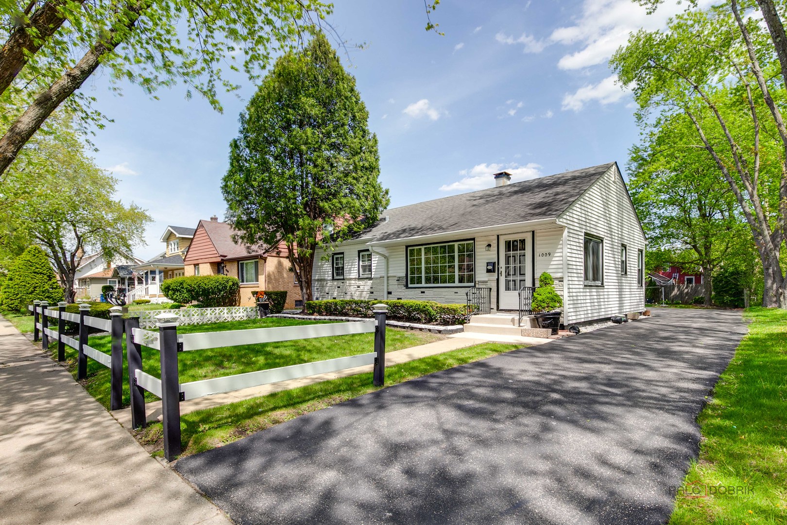 1009 Westmoreland Avenue Waukegan IL 60085