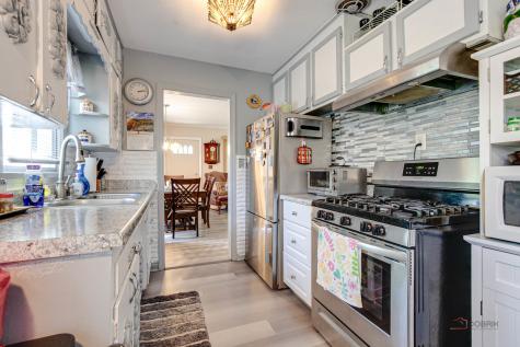 1009 Westmoreland Avenue Waukegan IL 60085