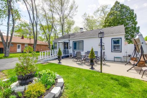 1009 Westmoreland Avenue Waukegan IL 60085