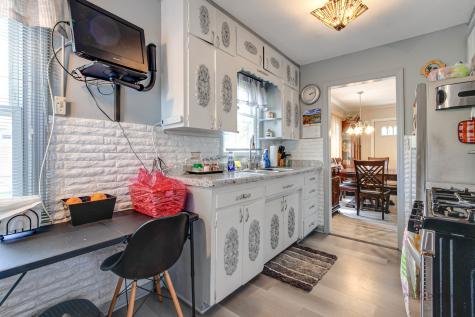 1009 Westmoreland Avenue Waukegan IL 60085