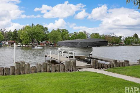 1611 North Woodlawn Park Avenue Mchenry IL 60051