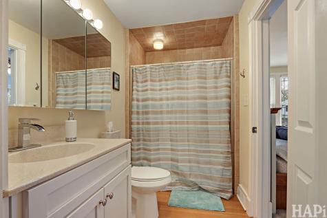 1611 North Woodlawn Park Avenue Mchenry IL 60051