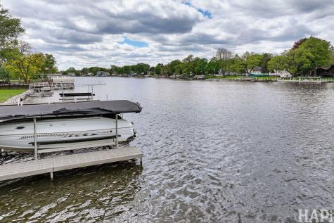 1611 North Woodlawn Park Avenue Mchenry IL 60051
