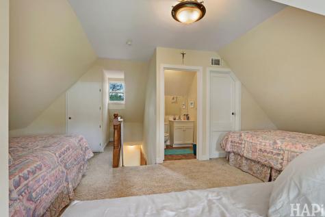 1611 North Woodlawn Park Avenue Mchenry IL 60051