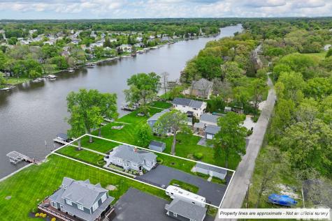 1611 North Woodlawn Park Avenue Mchenry IL 60051