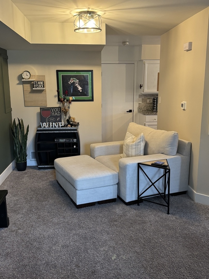 3033 Anton Circle Aurora IL 60504