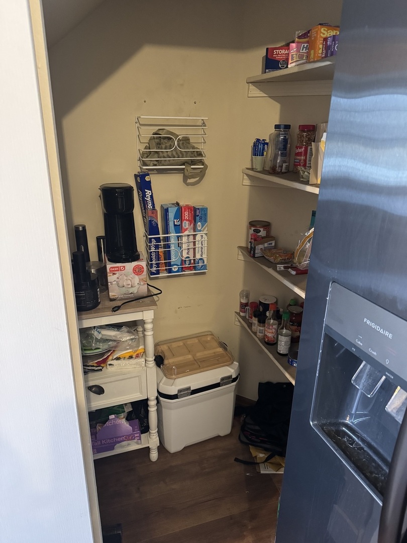 3033 Anton Circle Aurora IL 60504