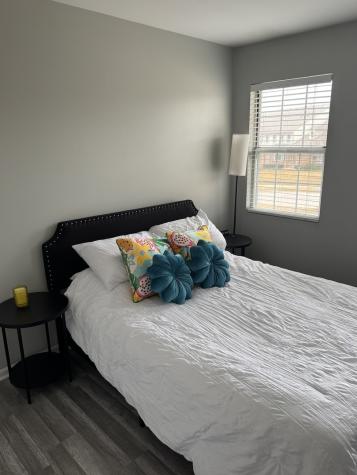 3033 Anton Circle Aurora IL 60504