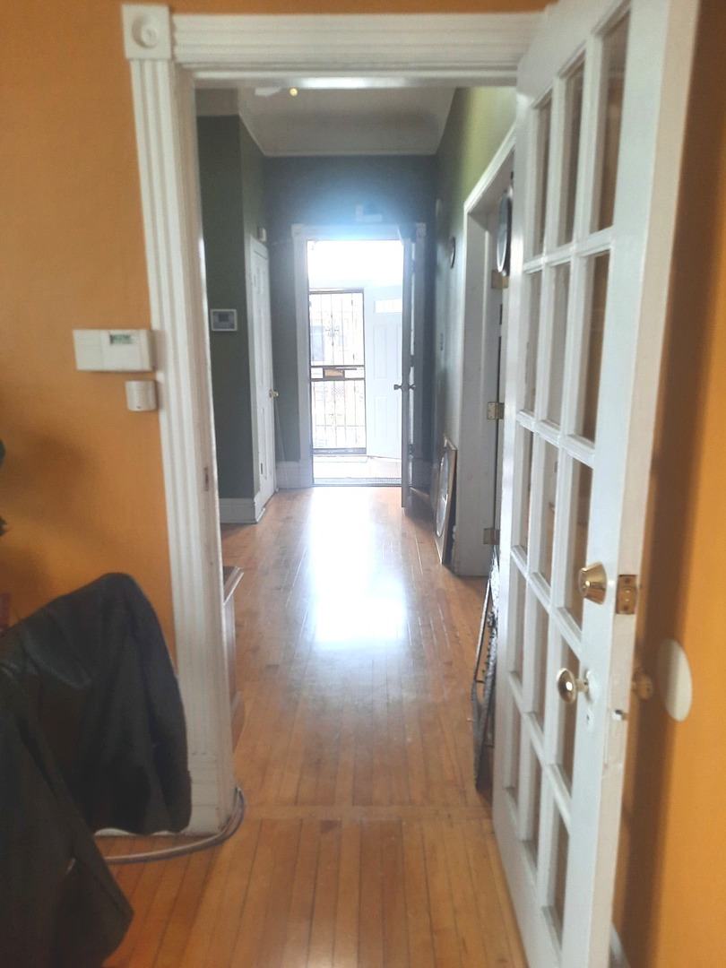 2665 East 77th Street Chicago IL 60649