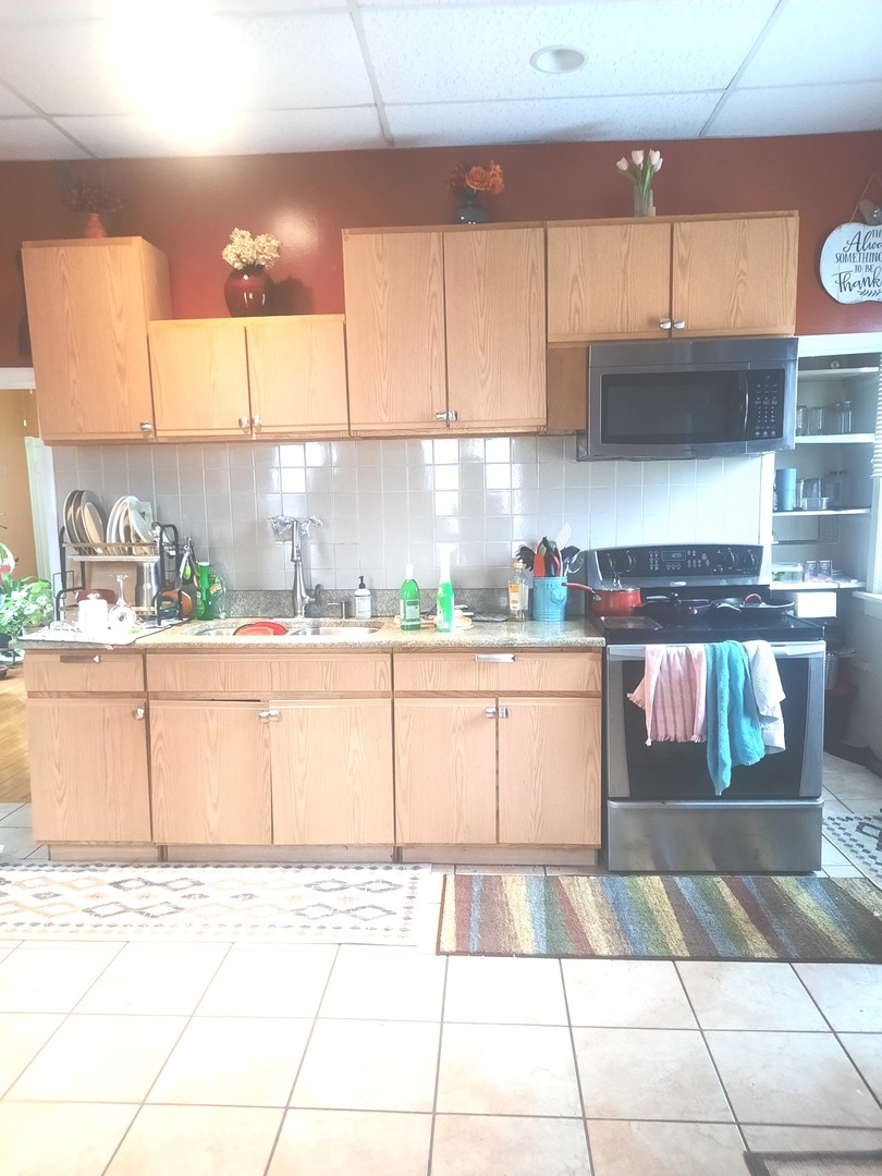 2665 East 77th Street Chicago IL 60649