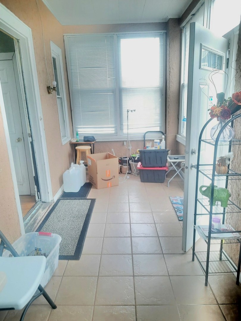 2665 East 77th Street Chicago IL 60649