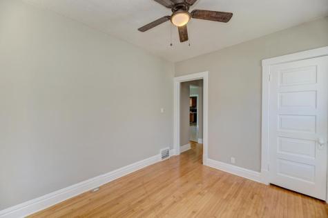 904 Caton Avenue Joliet IL 60435
