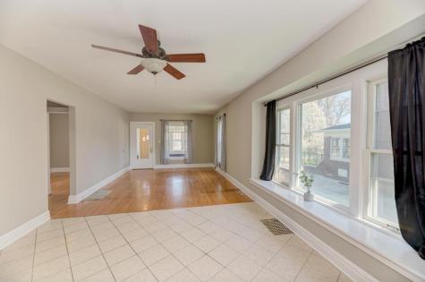 904 Caton Avenue Joliet IL 60435