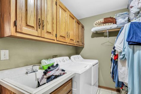 3947 Blackstone Avenue Gurnee IL 60031