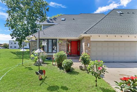 3947 Blackstone Avenue Gurnee IL 60031