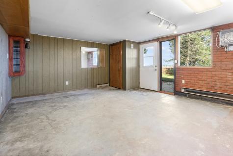 706 North 4th Street Ashton IL 61006