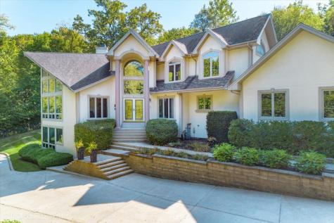 925 North River Road Algonquin IL 60102