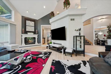 925 North River Road Algonquin IL 60102