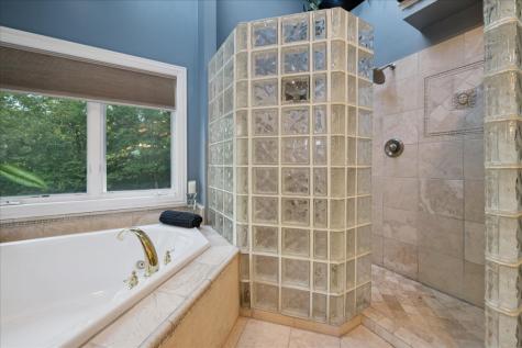 925 North River Road Algonquin IL 60102