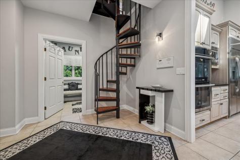 925 North River Road Algonquin IL 60102