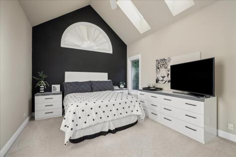 925 North River Road Algonquin IL 60102