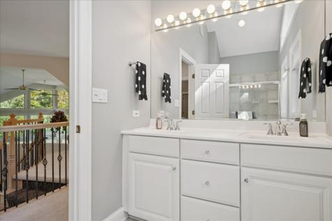 925 North River Road Algonquin IL 60102