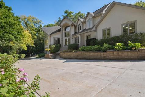 925 North River Road Algonquin IL 60102