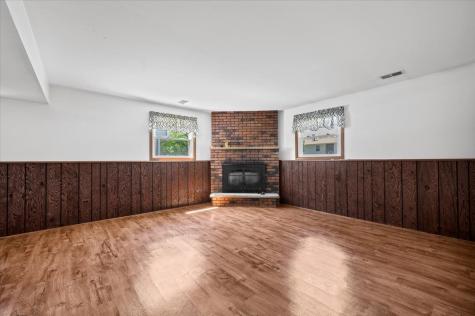 535 Garnett Avenue Winthrop Harbor IL 60096