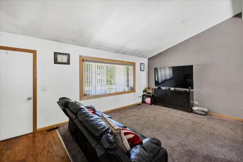 535 Garnett Avenue Winthrop Harbor IL 60096