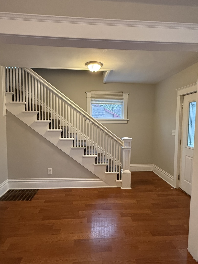 137 North East Avenue Aurora IL 60505