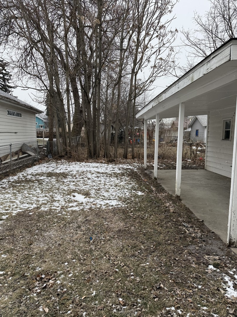137 North East Avenue Aurora IL 60505