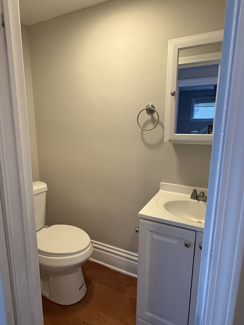 137 North East Avenue Aurora IL 60505