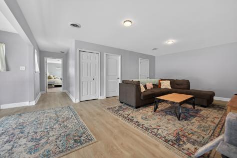 21 Berenz Place Bloomington IL 61701