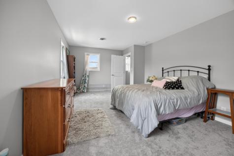 21 Berenz Place Bloomington IL 61701