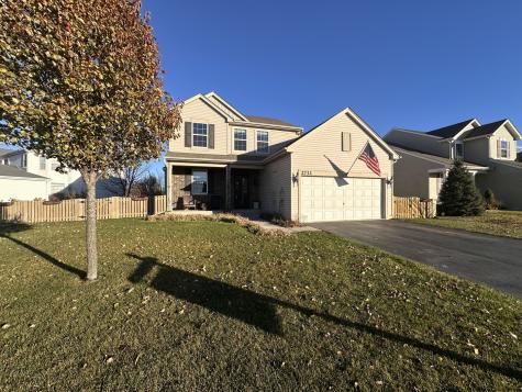 2732 Woodworth Avenue Woodstock IL 60098