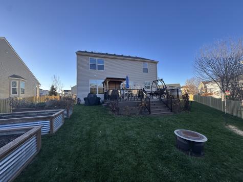 2732 Woodworth Avenue Woodstock IL 60098