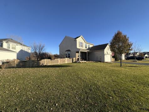 2732 Woodworth Avenue Woodstock IL 60098