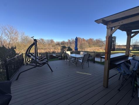 2732 Woodworth Avenue Woodstock IL 60098