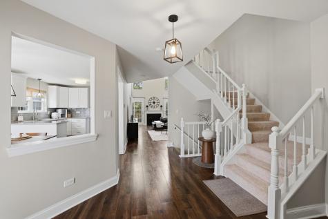 990 Sweetflower Drive Hoffman Estates IL 60169
